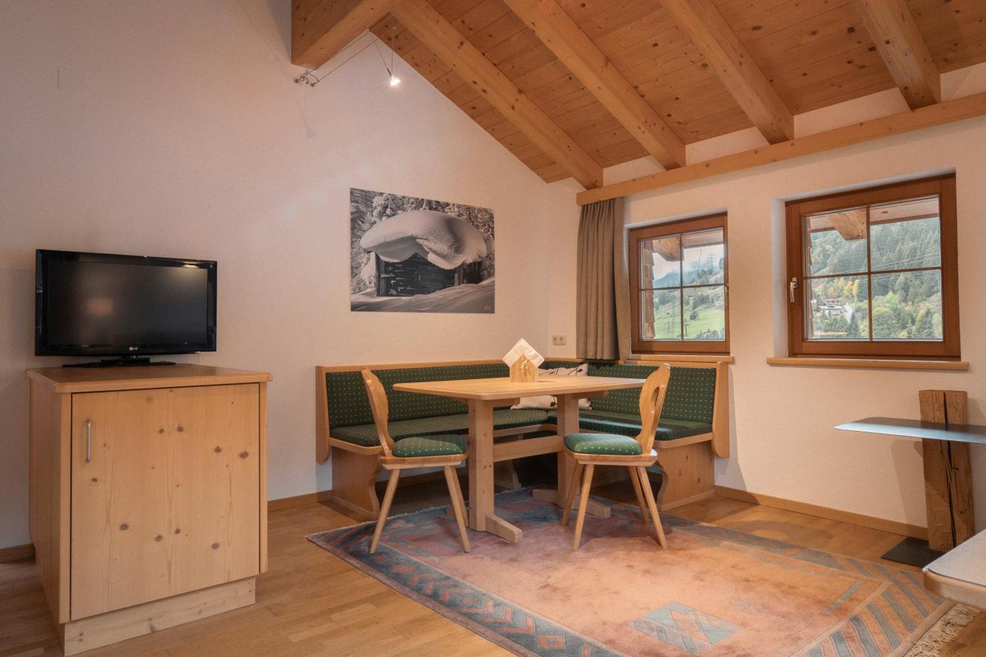 Apartments Sarlo St. Anton am Arlberg Exterior foto